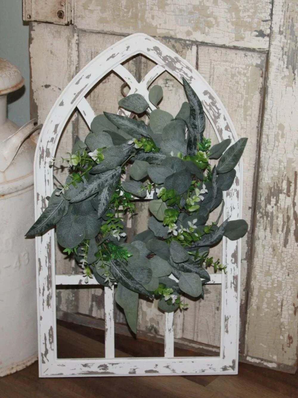 NEW White Chippy Distressed Farmhouse Windowpane Wall Decor Arch w/Wreath